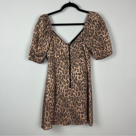 Alice + Olivia Dana Lace Up Leopard Mini Dress - Picture 4 of 7